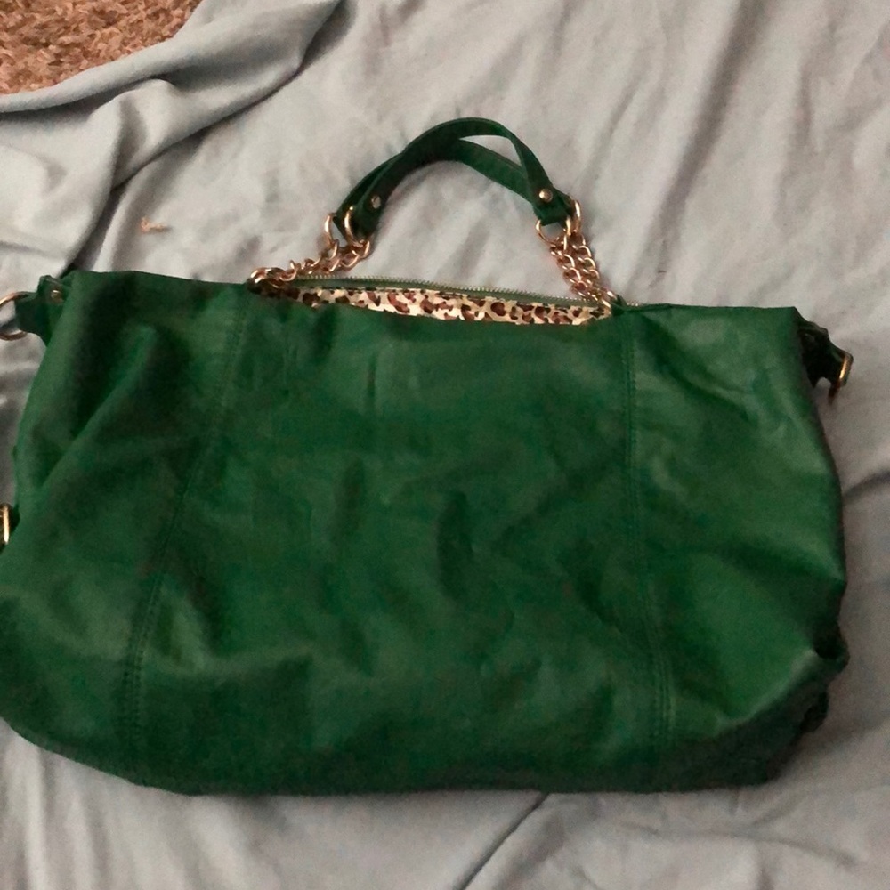 Green shoulder purse
